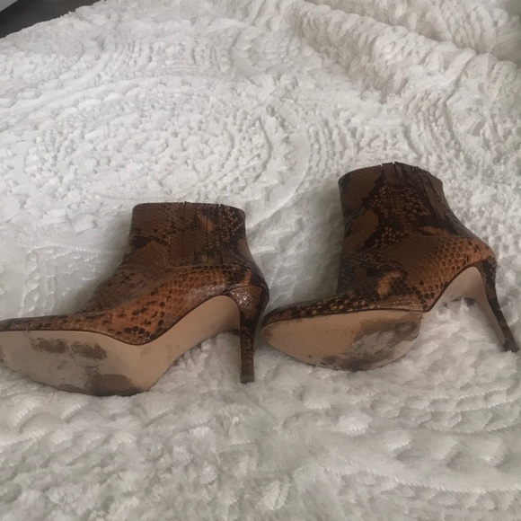 Snake patterned boots by Zara - Picture 4 of 6